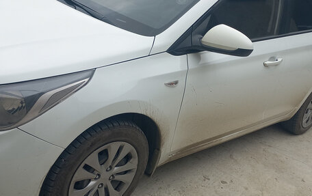 Hyundai Solaris II рестайлинг, 2019 год, 1 200 000 рублей, 3 фотография