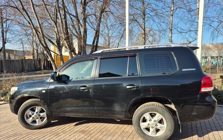Toyota Land Cruiser 200, 2011 год, 2 350 000 рублей, 2 фотография