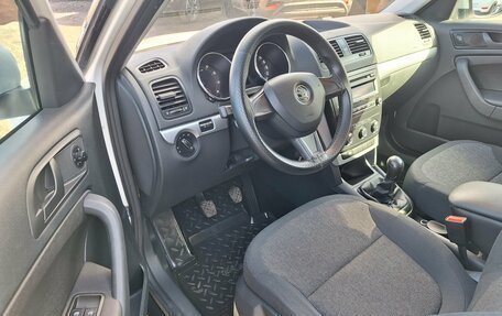 Skoda Yeti I рестайлинг, 2014 год, 1 149 000 рублей, 7 фотография
