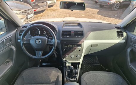 Skoda Yeti I рестайлинг, 2014 год, 1 149 000 рублей, 5 фотография