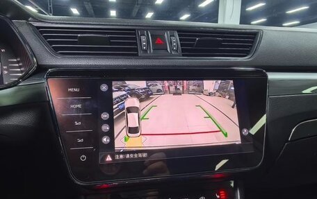 Skoda Superb III рестайлинг, 2021 год, 1 900 000 рублей, 18 фотография