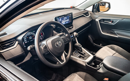 Toyota RAV4, 2025 год, 4 500 000 рублей, 6 фотография