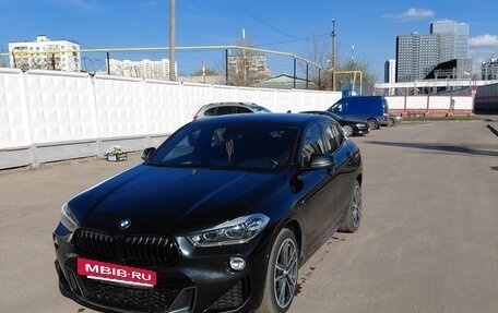 BMW X2, 2018 год, 2 650 000 рублей, 2 фотография