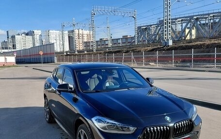 BMW X2, 2018 год, 2 650 000 рублей, 3 фотография