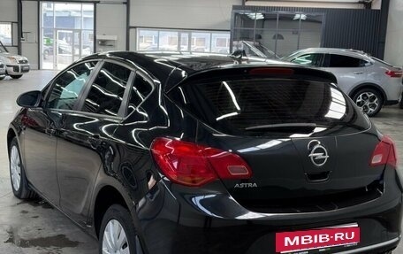 Opel Astra J, 2013 год, 670 000 рублей, 7 фотография