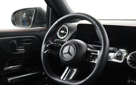 Mercedes-Benz GLB, 2024 год, 6 699 000 рублей, 15 фотография