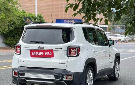 Jeep Renegade I рестайлинг, 2018 год, 1 280 000 рублей, 3 фотография