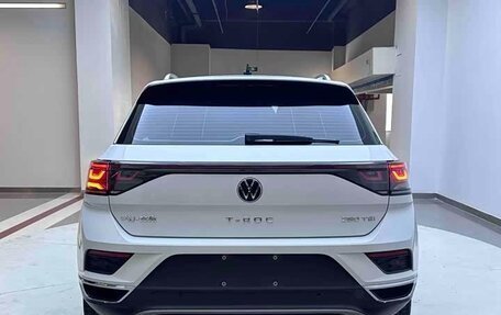 Volkswagen T-Roc I, 2023 год, 2 136 505 рублей, 19 фотография
