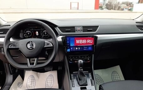 Skoda Superb III рестайлинг, 2023 год, 2 220 000 рублей, 10 фотография