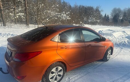 Hyundai Solaris II рестайлинг, 2015 год, 900 000 рублей, 7 фотография