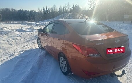 Hyundai Solaris II рестайлинг, 2015 год, 900 000 рублей, 9 фотография