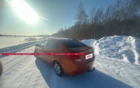 Hyundai Solaris II рестайлинг, 2015 год, 900 000 рублей, 4 фотография