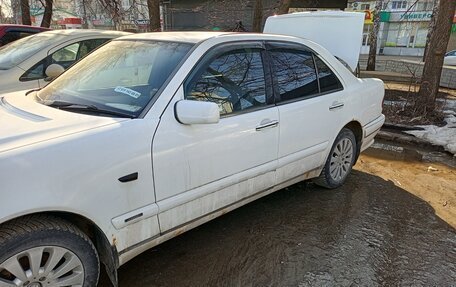 Mercedes-Benz E-Класс, 1998 год, 120 000 рублей, 5 фотография