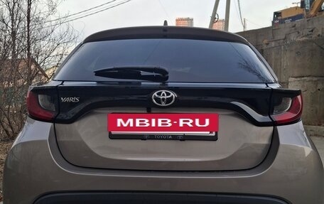 Toyota Yaris, 2021 год, 1 200 000 рублей, 8 фотография