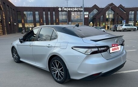 Toyota Camry, 2021 год, 2 990 000 рублей, 7 фотография