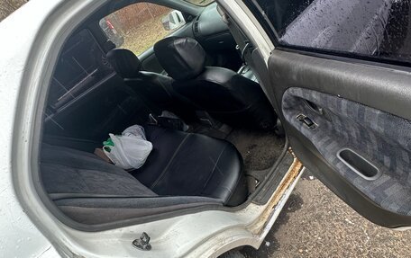 Mitsubishi Lancer VII, 1998 год, 135 000 рублей, 16 фотография