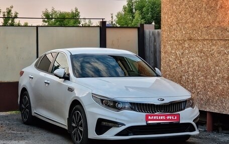 KIA Optima IV, 2018 год, 1 650 000 рублей, 10 фотография