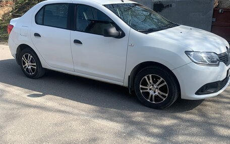 Renault Logan II, 2014 год, 550 000 рублей, 2 фотография