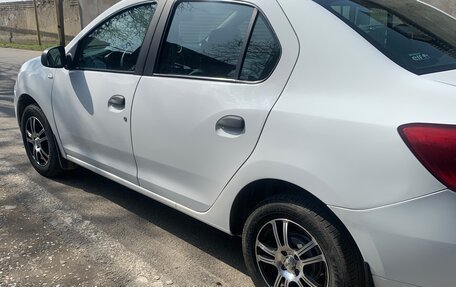 Renault Logan II, 2014 год, 550 000 рублей, 4 фотография