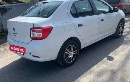 Renault Logan II, 2014 год, 550 000 рублей, 3 фотография