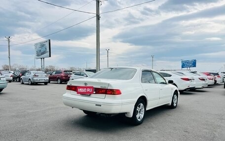 Toyota Camry, 2000 год, 599 999 рублей, 6 фотография
