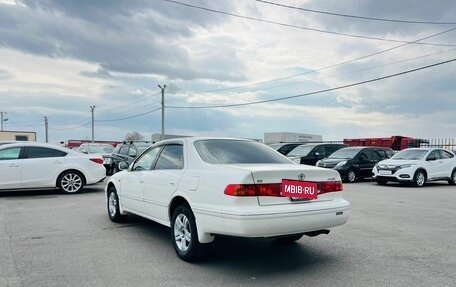 Toyota Camry, 2000 год, 599 999 рублей, 4 фотография