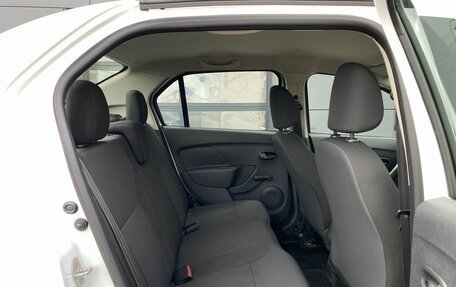 Renault Logan II, 2019 год, 1 049 000 рублей, 19 фотография