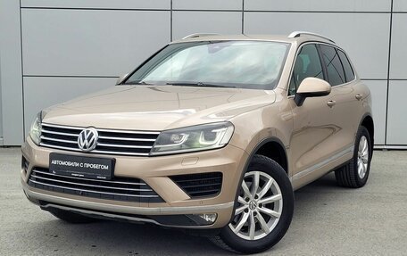Volkswagen Touareg III, 2016 год, 3 200 000 рублей, 1 фотография