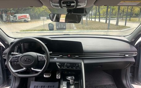 Hyundai Elantra, 2023 год, 1 320 000 рублей, 7 фотография