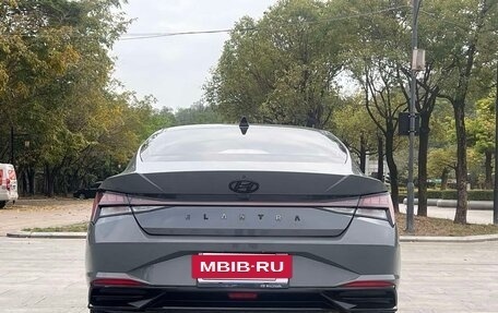 Hyundai Elantra, 2023 год, 1 320 000 рублей, 5 фотография