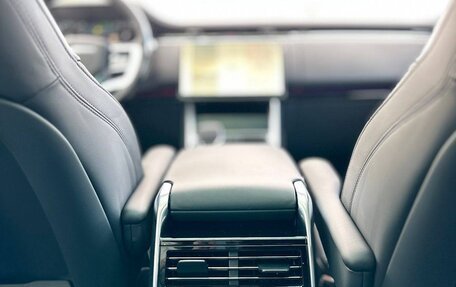 Land Rover Range Rover IV рестайлинг, 2026 год, 20 700 000 рублей, 25 фотография