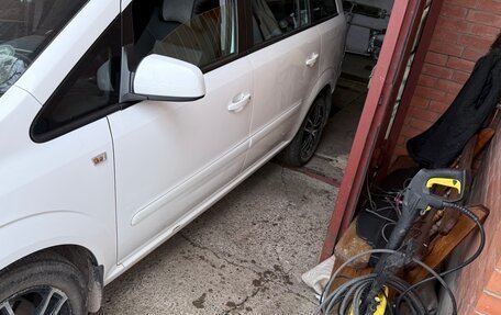 Opel Zafira B, 2012 год, 779 000 рублей, 4 фотография