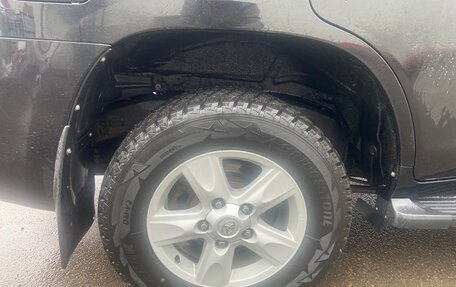 Toyota Land Cruiser 200, 2010 год, 3 100 000 рублей, 8 фотография