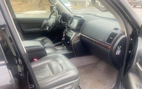 Toyota Land Cruiser 200, 2010 год, 3 100 000 рублей, 12 фотография