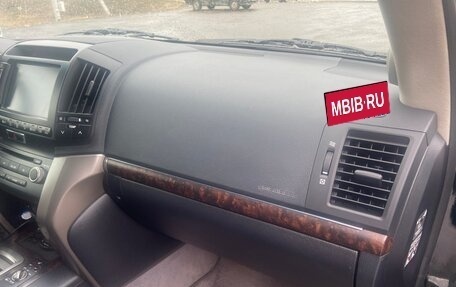 Toyota Land Cruiser 200, 2010 год, 3 100 000 рублей, 14 фотография