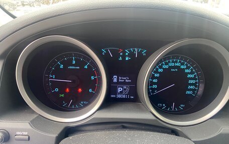 Toyota Land Cruiser 200, 2010 год, 3 100 000 рублей, 24 фотография