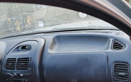 Mitsubishi Carisma I, 1998 год, 200 000 рублей, 5 фотография