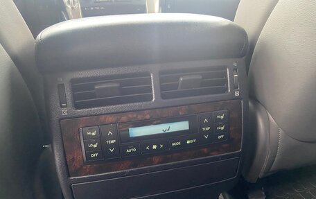 Toyota Land Cruiser 200, 2010 год, 3 100 000 рублей, 20 фотография