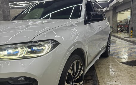 BMW X7, 2021 год, 8 100 000 рублей, 2 фотография