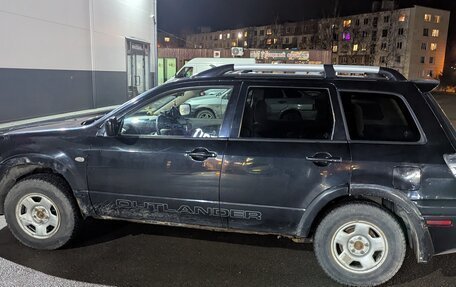 Mitsubishi Outlander III рестайлинг 3, 2003 год, 350 000 рублей, 2 фотография