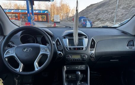 Hyundai ix35 I рестайлинг, 2011 год, 980 000 рублей, 15 фотография