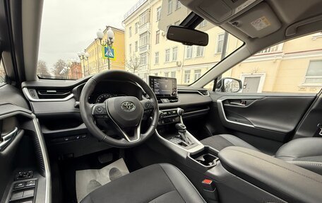 Toyota RAV4, 2021 год, 3 950 000 рублей, 5 фотография