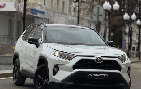 Toyota RAV4, 2021 год, 3 950 000 рублей, 11 фотография