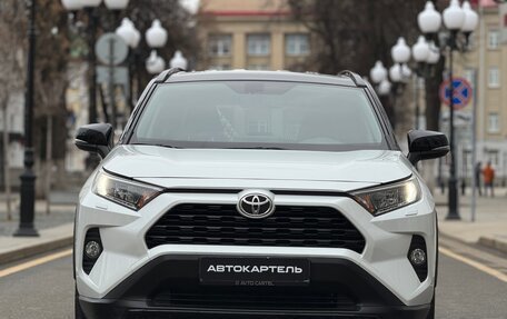 Toyota RAV4, 2021 год, 3 950 000 рублей, 9 фотография