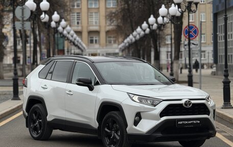 Toyota RAV4, 2021 год, 3 950 000 рублей, 10 фотография