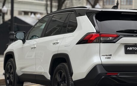 Toyota RAV4, 2021 год, 3 950 000 рублей, 17 фотография