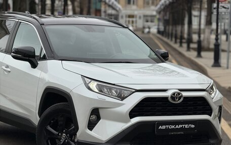 Toyota RAV4, 2021 год, 3 950 000 рублей, 12 фотография