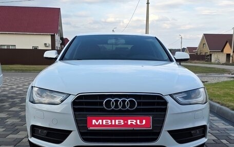 Audi A4, 2012 год, 1 370 000 рублей, 2 фотография