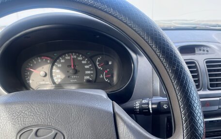 Hyundai Accent II, 2001 год, 180 000 рублей, 4 фотография