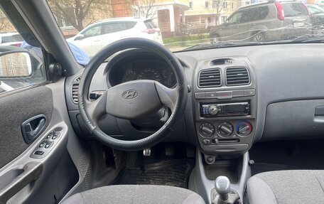 Hyundai Accent II, 2001 год, 180 000 рублей, 2 фотография